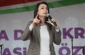 Binler Êlih’te özgürlüğü haykırdı: İmralı kapılarını açın