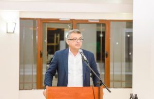 Erhürman: “Memleketi Sarayönü’ne tıkadılar”