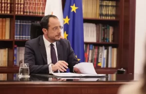 Hristoduilidis: “Biz Tatar gibi kimsenin denetimi altında değiliz“
