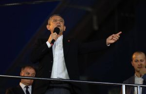 Özgür Özel’den ’17-25 Aralık’ çıkışı: ‘Hırsızına sahip çıkan sensin Erdoğan!’