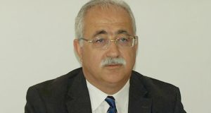 İzzet İzcan: Kıbrıs sorununun ön şartsız çözümünü talep ediyoruz.