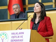 Tülay Hatimoğulları’ndan kürsüde 1 Mayıs için ‘Taksim’ çağrısı: ‘İktidarı Taksim sendromundan kurtulmaya çağırıyoruz’