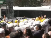 Madencilerle dayanışmaya gelenlere biber gazlı müdahale