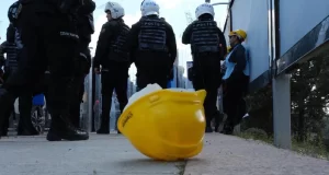 Ankara’da açlık grevine başlamışlardı: 110 madenciye gözaltı!