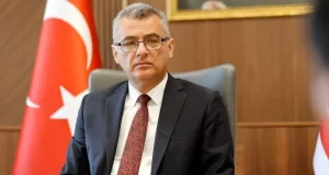 Türkiye yöneticilerine laf söylemeyen Tufan Erhürman Rum yönetimini her fırsatta eleştiriyor.