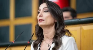 Tülay Hatimoğulları’ndan AKP’ye ‘süreç’ eleştirisi: ‘İktidar aksak, ürkek ve oyalayıcı bir tutum içinde’