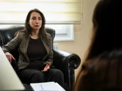 DEM Parti Eş Genel Başkanı Tülay Hatimoğulları: İşçi, emekçi ve yoksulları Türk-Kürt şeklinde bölmelerine asla izin vermemeliyiz