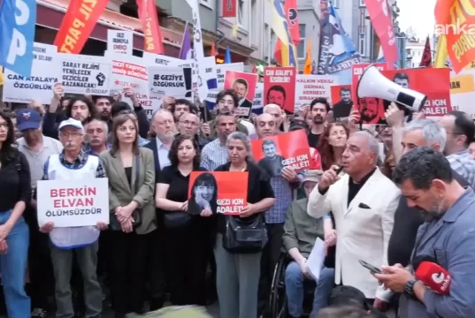 Polis ablukasındaki Taksim’de Gezi anması: Yurttaşlar 13. yılda bir araya geldi