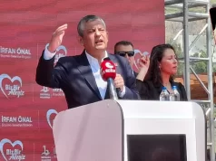 Özgür Özel’den İzmir’de dikkat çeken mesajlar… Erdoğan’a ‘erken seçim’ çağrısı yaptı: ‘Türkiye çarpık bir zihniyetin işgali altında!’
