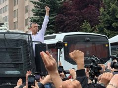 Yurttaşlara seslenen CHP Genel Başkanı Özel: ‘CHP’yi üçüncü sefer açmak için ben var gücümle çalışacağım’