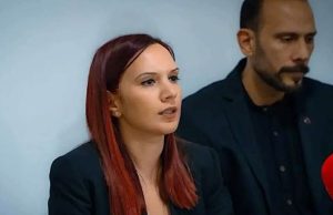 “Aradan çekilin, hükümetle görülecek hesabımız var”