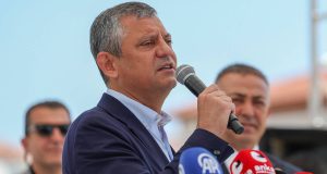 Çorum Rıza Şehri Alevi Canlar Buluşması… Özgür Özel: ‘Bugün dört koldan saldırı altındayız’