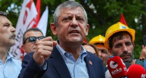 Muhalefet partileri Doruk Madencilik işçilerinin yanında… Özgür Özel konuştu: Doruk Madencilik işçileri bu parayı kamuoyu desteğiyle alacak
